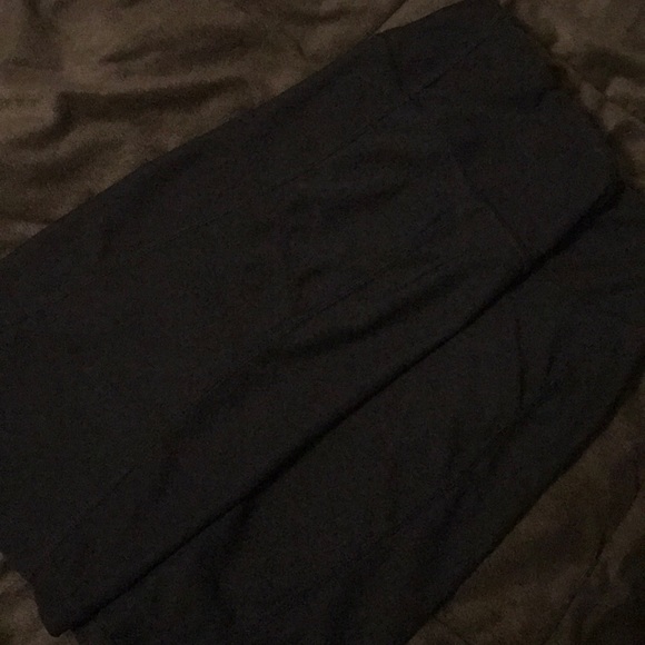 Bicker Shorts - Picture 3 of 3